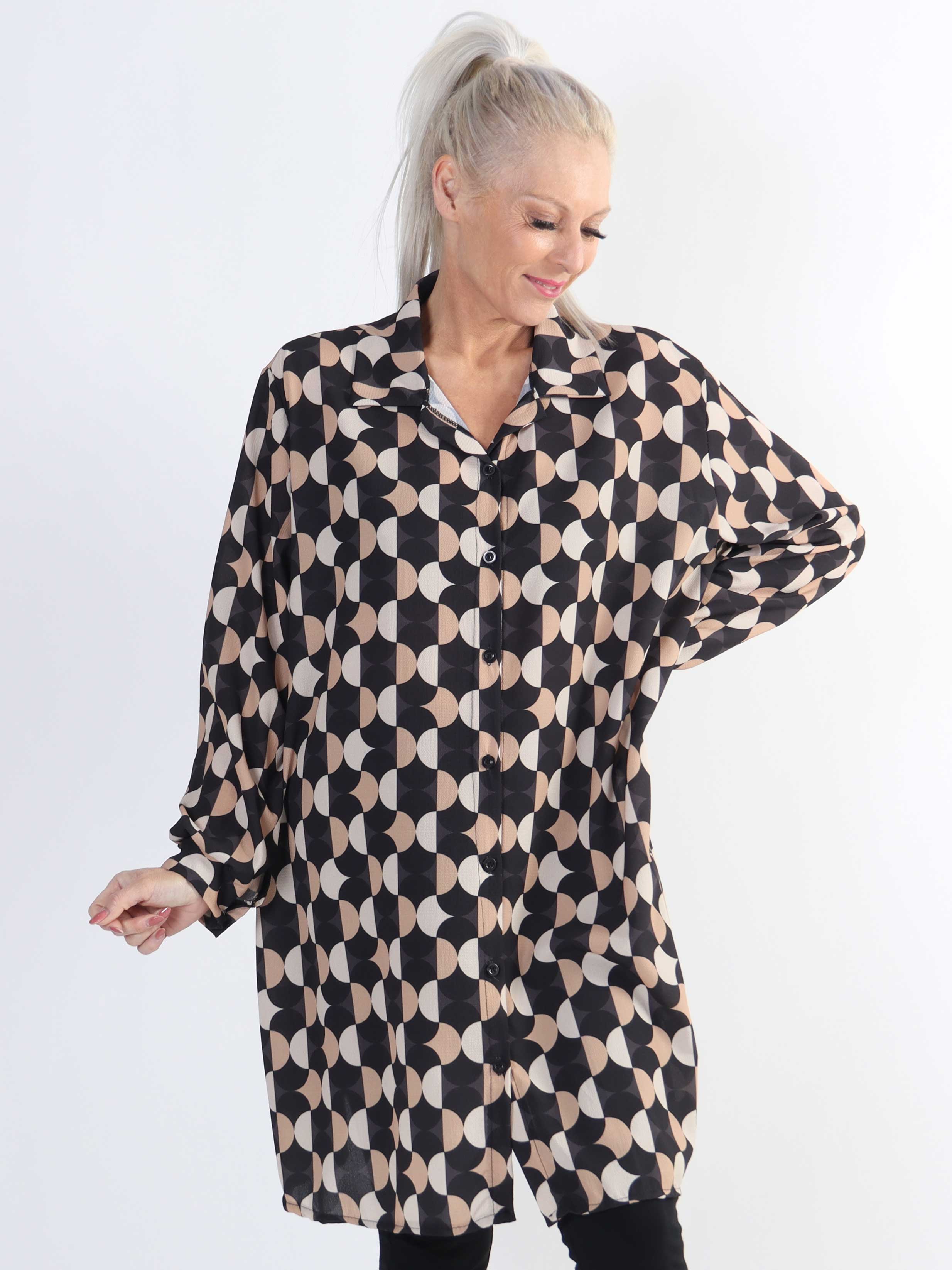 Abigail Pattern - Mønstret plus size skjortekjole